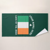 St Patrick's Day Ireland Flag Custom Name Shamrock バスタオル (バスタオル)