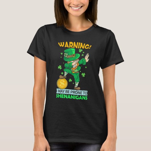 St Patricks Day Irish Dabbing Leprechaun Shenaniga Tシャツ (正面)