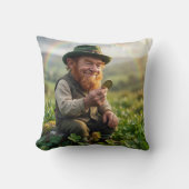 St. Patrick's Day Leprechaun Admiring a Gold Coin クッション (正面)