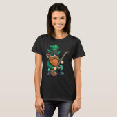 St Patricks Day Leprechaun with Sunglasses Playing Tシャツ (正面フル)
