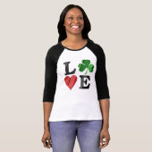 St. Patrick's Day LOVE withハートとシャムロック Tシャツ (正面フル)