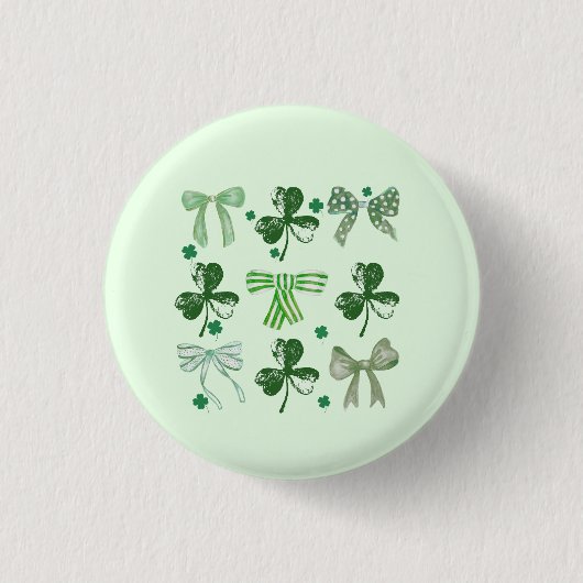 St. Patrick's Day Lucky Clover and Bow 缶バッジ (正面)