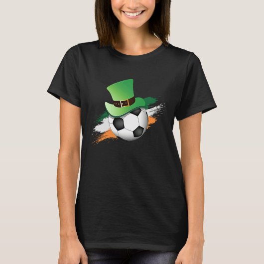St Patrick's Day Lucky Soccer Ball Tシャツ (正面)