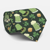 St Patricks Day Pattern Dark Green Cheers Shamrock ネクタイ (ロール)