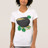 St Patricks Day Pot of Gold and Lucky Shamrocks  Tシャツ (正面)