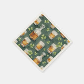 St. Patrick's Day Whiskey and Shamrocks Pattern スタンダードカクテルナプキン (角)