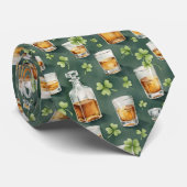 St. Patrick's Day Whiskey & Shamrocks ネクタイ (ロール)