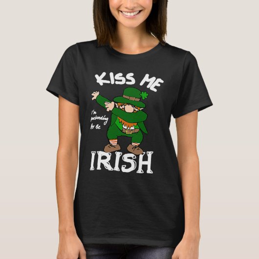 St Patricks Leprechaun dabbing Goblin  Saying Tシャツ (正面)