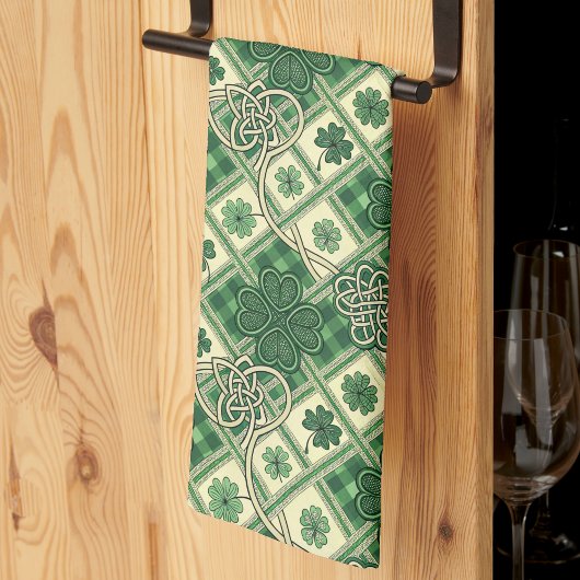 St Patrick's Shamrocks n Intertwined Celtic Knots キッチンタオル