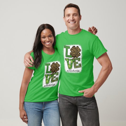 St Patricks Teacher Messy Bun Leopard Bleached Iri Tシャツ (ユニセックス)