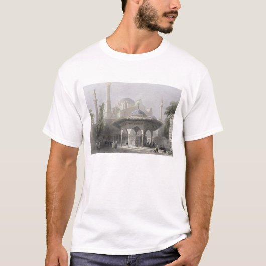 St. Sophia、イスタンブールのengravの裁判所そして噴水 Tシャツ (正面)