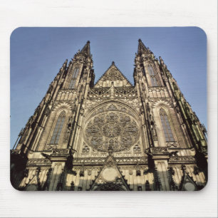 St. Vitusのカテドラルの正面 マウスパッド