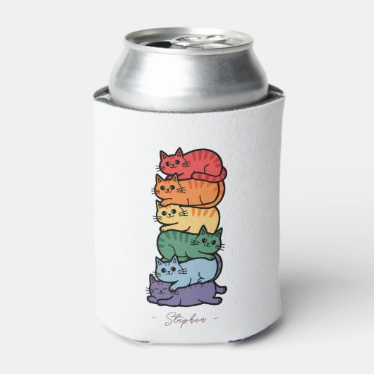 Stacked Rainbow Cats - LGBTQプライドお祝い 缶クーラー (缶正面)