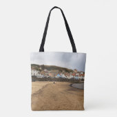 Staithes Harbour Beach and Village Front トートバッグ (裏面)