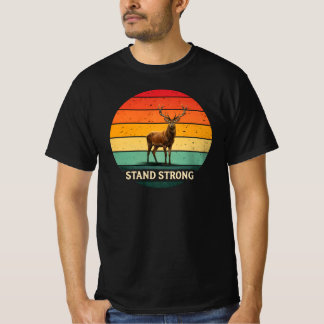 Stand Strong – Vintage Sunset Deer Wildlife Illust Tシャツ