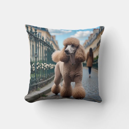 Standard Poodle Elegant Throw Pillow クッション (正面)