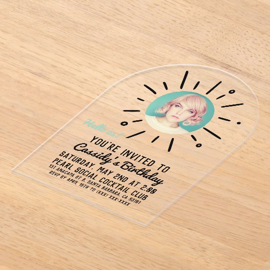 STARBURST | Custom Simple & Chic Photo Birthday アクリル招待状 (レイダウン)