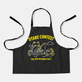 Stare Contest Funny Fishing Cat Yellow Cartoon エプロン (正面)