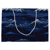 Starlit Peaks – Midnight Mountain Sky (3) ラージペーパーバッグ (裏面)