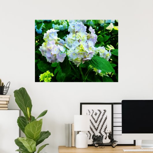 STARTING UNDER $20 - Lavender Hydrangea in Garden ポスター (ホームオフィス)