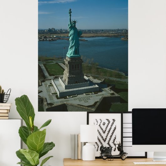 Statue of Liberty Photograph - 3 ポスター (ホームオフィス)