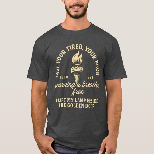 Statue of Liberty Torch with Emma Lazarus Quote Tシャツ (正面)