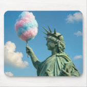Statue of Liberty with Cotton Candy マウスパッド (正面)
