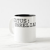 Status Unreliable Minimalist Typographic ツートーンマグカップ (正面左)