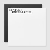 Status Unreliable Minimalist Typographic マグネット招待状 (正面/裏面)