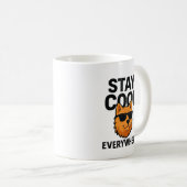 Stay Cool Everywhere Dog コーヒーマグカップ (正面右)