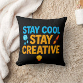 Stay Cool Stay Creative Decorative Throw Pillow – クッション (ブランケット)