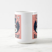 Stay Egg-exited!:レトロイースターバニービベス コーヒーマグカップ (中央)