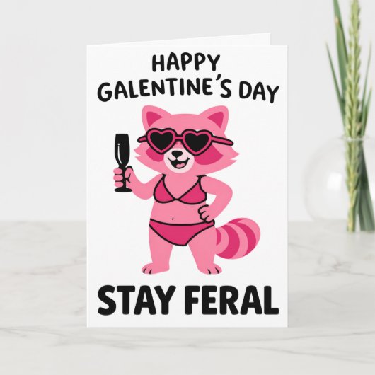 Stay Feral Galentines Raccoon Card カード (正面)