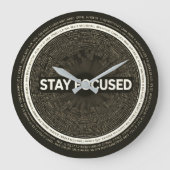 Stay Focused Motivational Wall Clock – Inspiration ラージ壁時計 (正面)