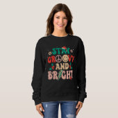 Stay Groovy & Bright Holiday Groovy Retro Christma スウェットシャツ (正面フル)