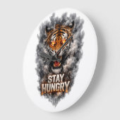 Stay Hungry Tiger Motivation Design ラージ壁時計 (傾斜)