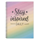 Stay Inspired Daily Journal – Gradient Design ノートブック (正面)
