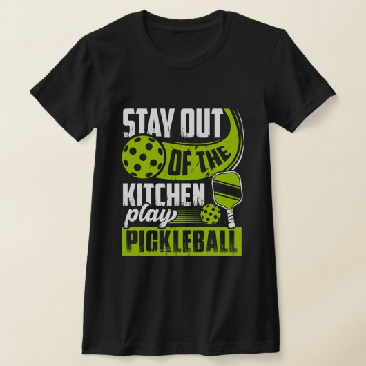 Stay Out 遊 The Kitchen Pickleball おもしろい Tシャツ (レイダウン)
