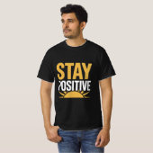 Stay Positive Sunrise T-Shirt – Nayan Tee Tシャツ (正面フル)