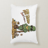 Stay Sharp Desert Legend Cowboy Cactus Illustratio アクセントクッション (正面(垂直))