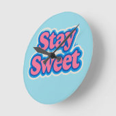 Stay Sweet:自信とポジティブなスタイル ラウンド壁時計 (傾斜)