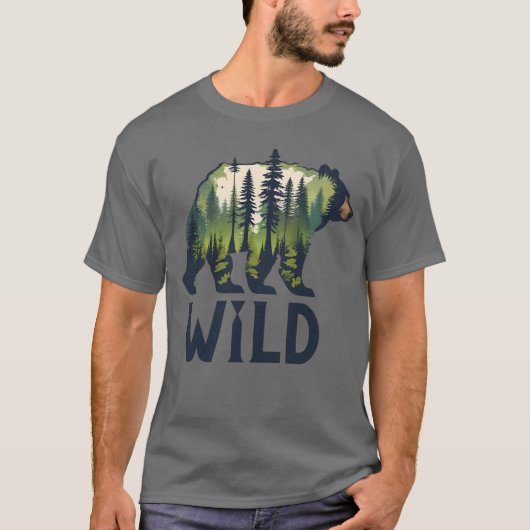 Stay Wild Bear Tee - Adventure Awaits! Tシャツ (正面)