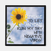 Staying 前向き With Sunflower and Sky Photo マグネット (正面)