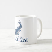 Steadfast – 一貫性の象徴である日本の鯉 コーヒーマグカップ (正面右)