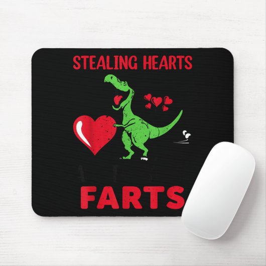 Stealing Hearts And Blasting Farts T Rex Cute Todd マウスパッド (マウス)