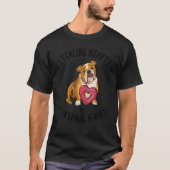 Stealing Hearts Blasting Farts Bulldog Valentines  Tシャツ (正面)