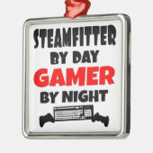 Steamfitter Loves 遊's Video Games メタルオーナメント (左)
