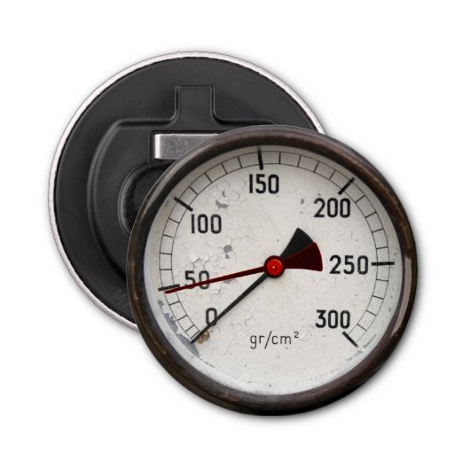 Steampunkの古い圧力計の開いた第50誕生日のボトル! 栓抜き (正面)