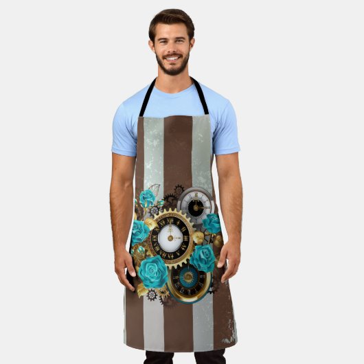 Steampunk時計とターコイズバラオンストライプの エプロン (着用した状態)