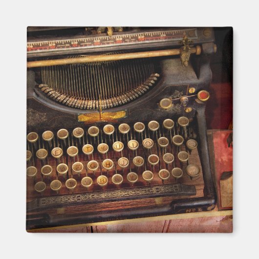 Steampunk – ただの普通のタイプライター マグネット (正面)